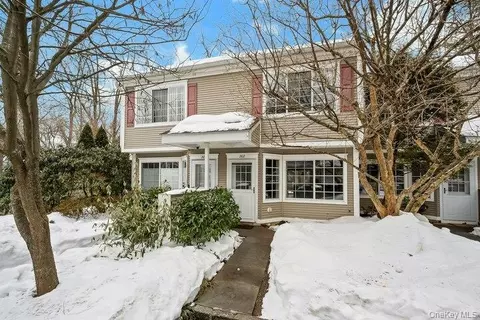 202 Park Ridge Ln, Greenburgh, NY 10603