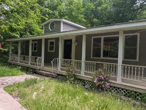 1407 State Route 208, Shawangunk, NY 12589