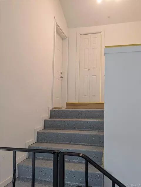 Entry Way - 1407 State Route 208, Shawangunk, NY 12589 photo 2 of 4