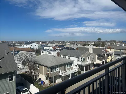View/Area - 855 E Broadway #3F, Long Beach, NY 11561 photo 3 of 5