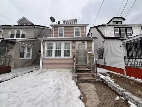 11024 207th St, New York, NY 11429
