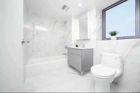 136-80 41st Ave #7B, New York, NY 11355 photo 7