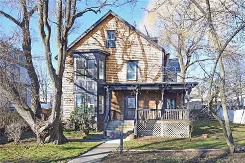 39 Washington Ave, Ossining, NY 10562