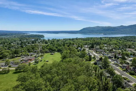 View/Area - 44 Roe Ave, Cornwall On Hudson, NY 12520 photo 2 of 2