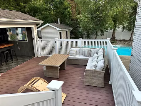Exterior - 44 Roe Ave, Cornwall On Hudson, NY 12520 photo 4 of 6