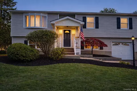 Exterior - 44 Roe Ave, Cornwall On Hudson, NY 12520 photo 6 of 6