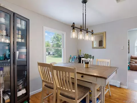 Dining - 44 Roe Ave, Cornwall On Hudson, NY 12520 photo 1 of 2