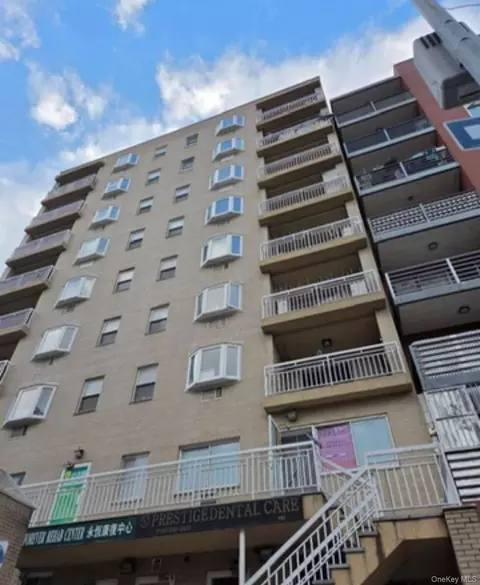 14031 Cherry Ave #4B, Flushing, NY 11355
