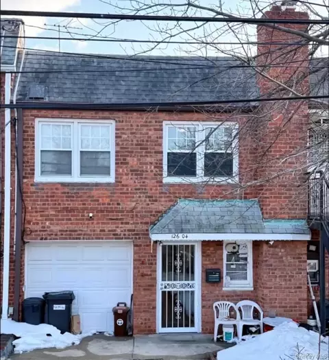 126-04 9th Ave, New York, NY 11356