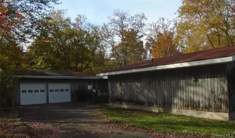 224 Longfellow Dr, Carmel, NY 10512