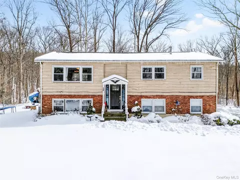 125 Cedar Flats Rd, Stony Point, NY 10980