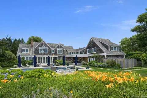 101 Farm Ct, Sagaponack, NY 11962