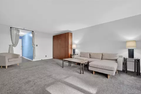 25 Franklin Ave #2K, White Plains, NY 10601