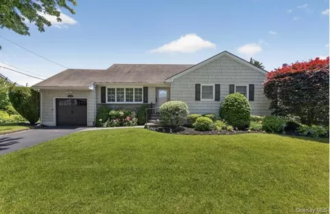 1468 Tyler Ave, East Meadow, NY 11554