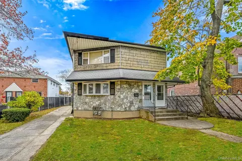 13214 Farmers Blvd, Jamaica, NY 11434