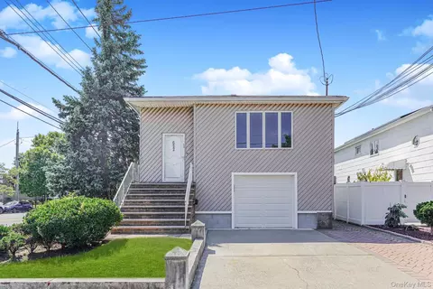 622 Barlow Ave, Staten Island, NY 10312