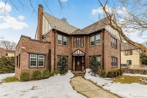 255 Pennsylvania Ave, Mount Vernon, NY 10552