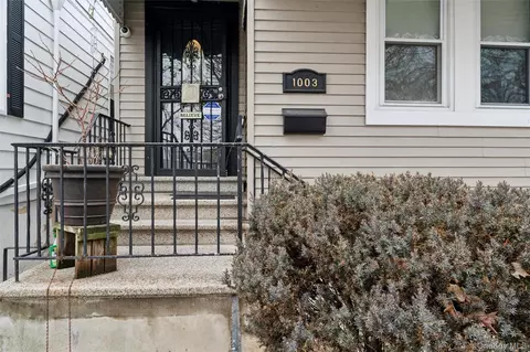 1003 Sackett Ave, New York, NY 10462