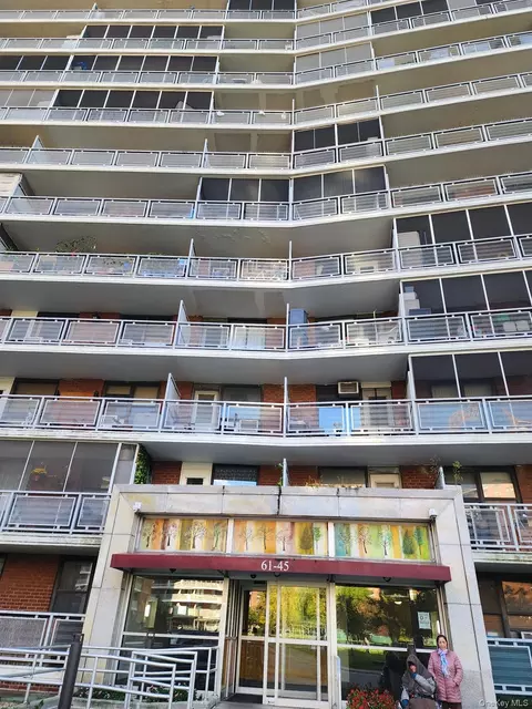 61-45 98th St #STK, New York, NY 11374
