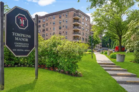 505 Central Ave #609, White Plains, NY 10606