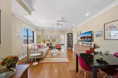 4784 Boston Post Rd #B45, Pelham, NY 10803