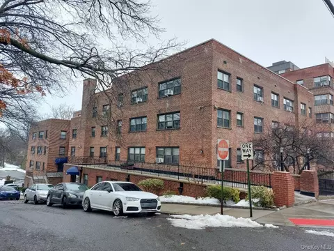 55 Ehrbar Ave #1C, Mount Vernon, NY 10552