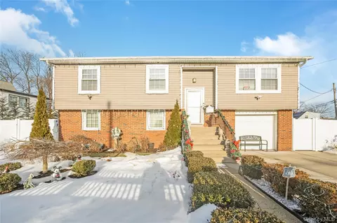 128 Park Ave, Roosevelt, NY 11575
