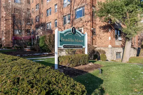 1 Franklin Ave #4G, White Plains, NY 10601