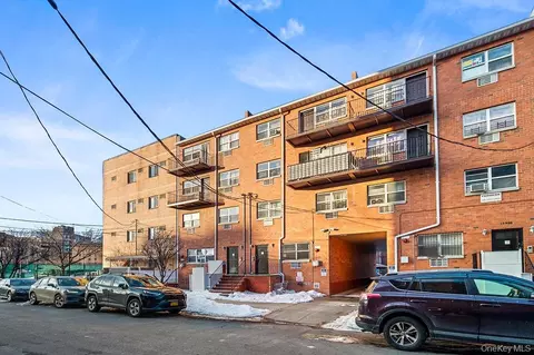 13909 34th Ave, Flushing, NY 11354