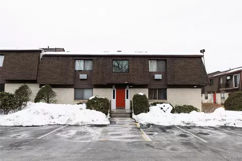 1212 Cherry Hill Dr, Arlington, NY 12603