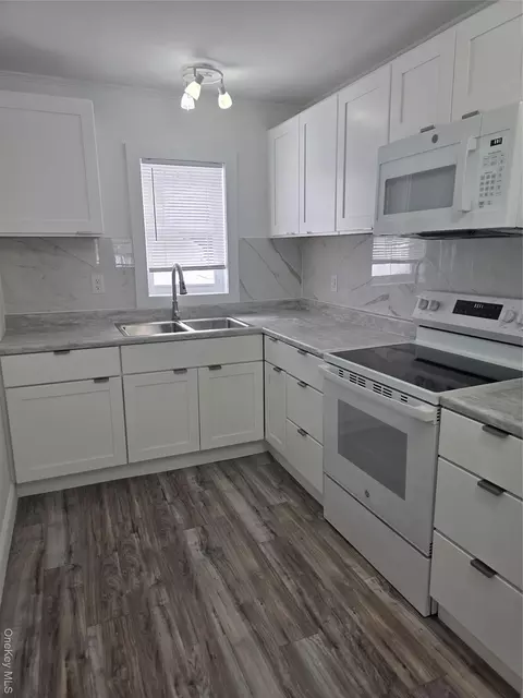 1 Huguenot St #44, New Paltz, NY 12561