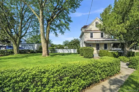 95 Aka 89 Rossiter Ave, Yonkers, NY 10701