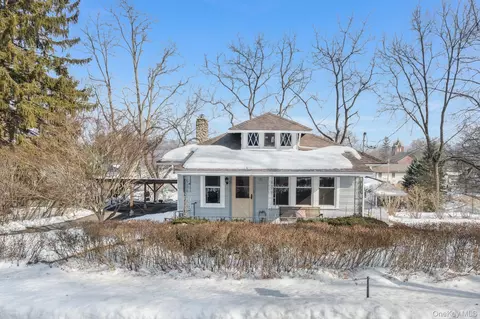 21 Orchard St, Marlboro, NY 12542