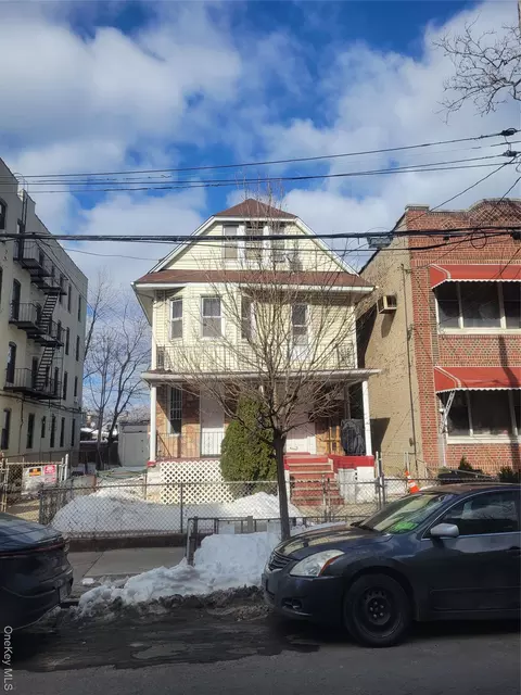 895 Lenox Rd, New York, NY 11203