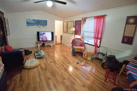 Undisclosed, Riverhead, NY 11933 photo 14