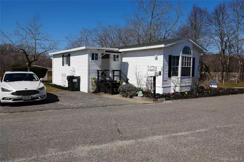 Undisclosed, Riverhead, NY 11933