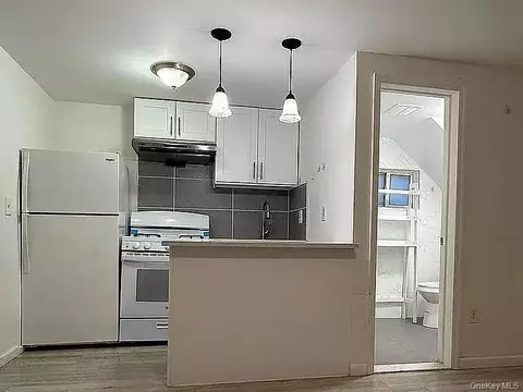 54-23 153 Rd St, Flushing, NY 11355