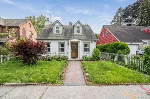 85-24 Eton St, Jamaica, NY 11432