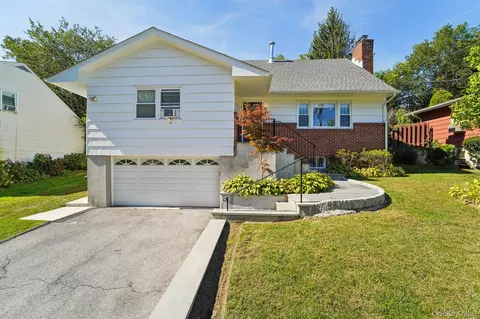 252 County Center Rd, Greenburgh, NY 10603
