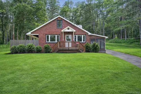 52 Luxton Lake Rd, Tusten, NY 12764