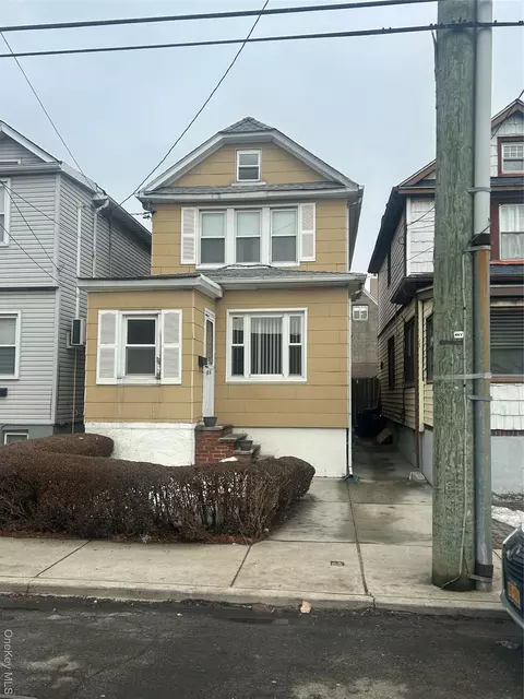 12003 28th Ave, Flushing, NY 11354