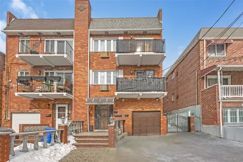 7159 58th Rd, New York, NY 11378