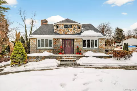24 Old Knollwood Rd, Greenburgh, NY 10607