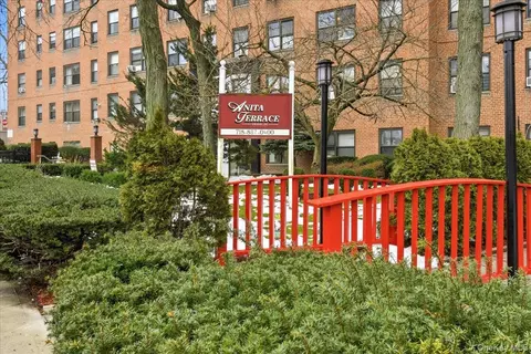 99-60 63rd Rd #3AA, Rego Park, NY 11374