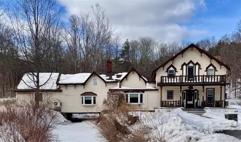 1 Old Minisink Rd, Ellenville, NY 12428