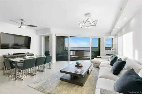 260 Dune #101G, Westhampton Beach, NY 11978