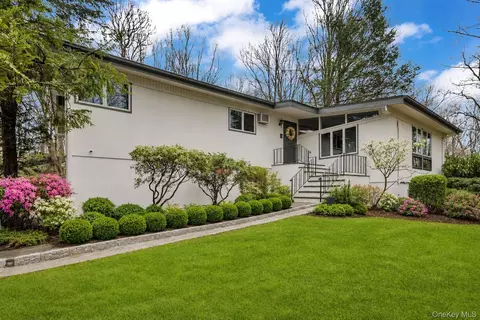 260 Watch Hill Rd, Cortlandt, NY 10567