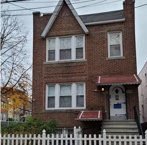 2025 Hobart Ave, New York, NY 10461