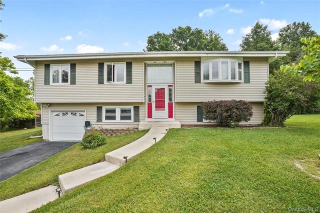 5 Walnut Ct, Goshen, NY 10924