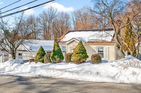 53 High St, Cortlandt, NY 10520